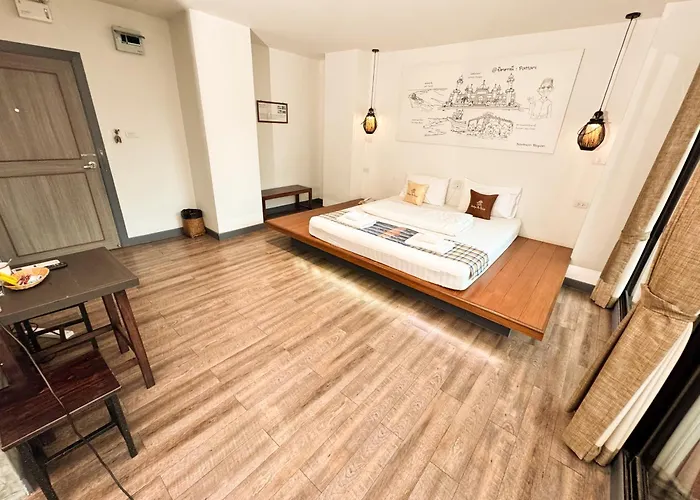 Boutique Poo-yai Lee Hotel 3*